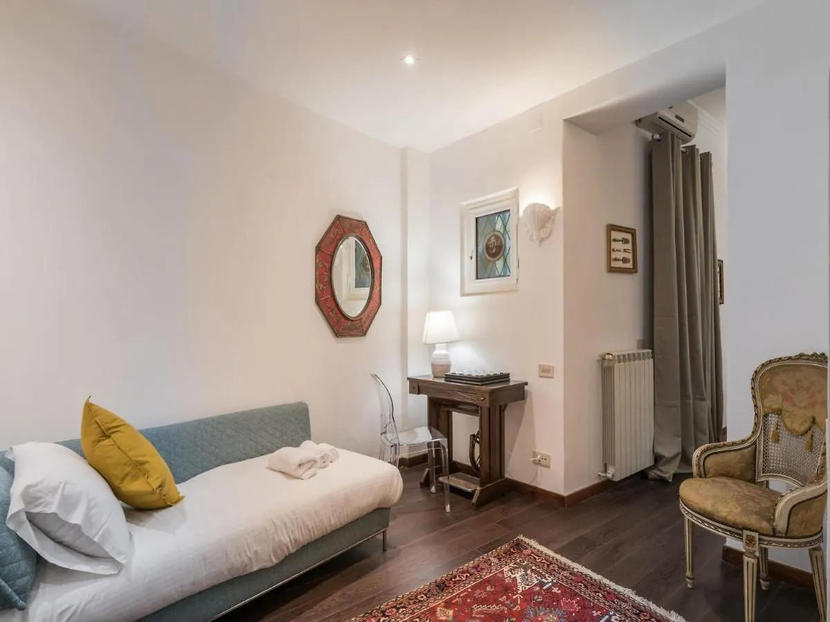 The Best Rent - Three-Bedroom Apartment Close To The Quirinale Rome