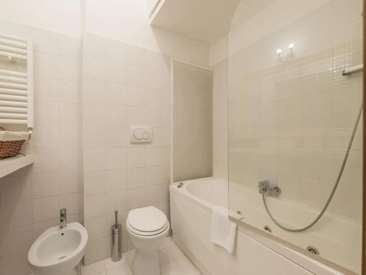 The Best Rent - Three-Bedroom Apartment Close To The Quirinale Rome