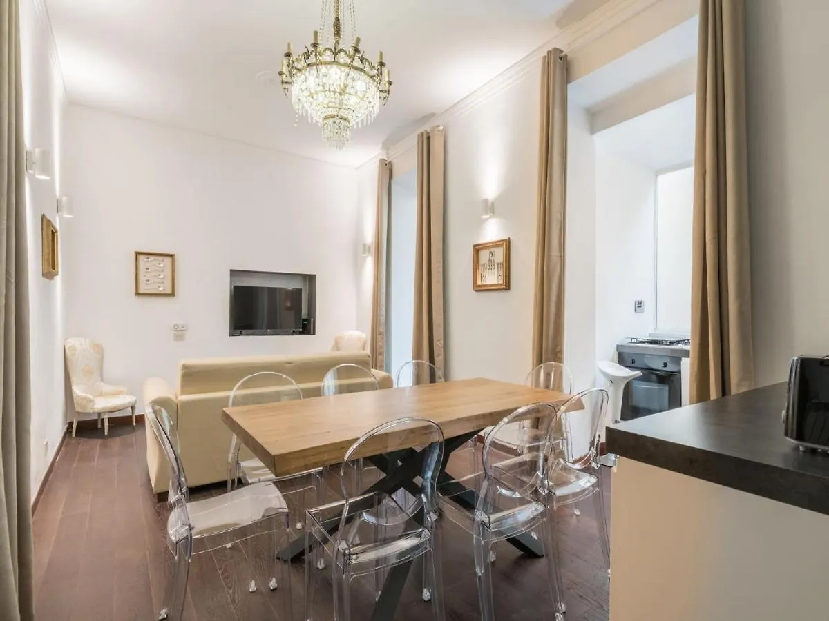 The Best Rent - Three-Bedroom Apartment Close To The Quirinale Řím Itálie
